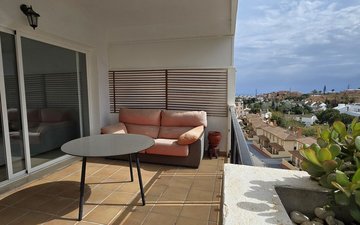 Property slide 10