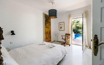 Property slide 4