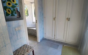 Property slide 21
