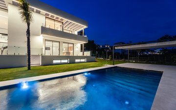 Property slide 23