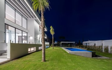 Property slide 31
