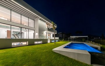 Property slide 33