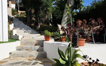 Property slide 23