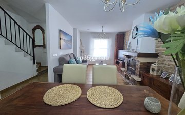 Property slide 10