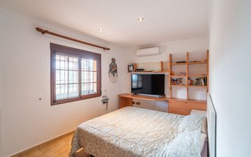 Property slide 11