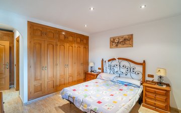Property slide 14