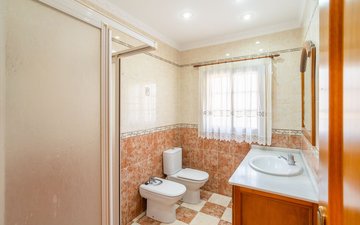 Property slide 15