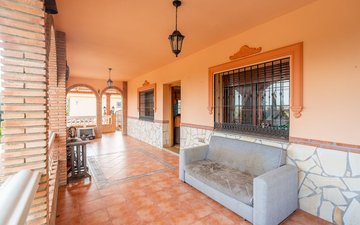 Property slide 16