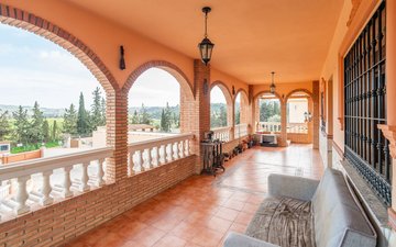 Property slide 19
