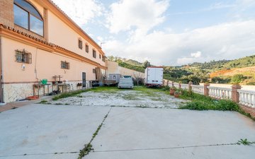 Property slide 43