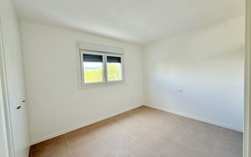 Property slide 22