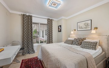 Property slide 33