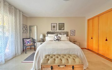 Property slide 10