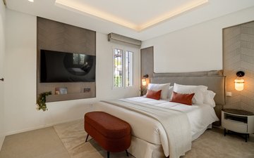 Property slide 35