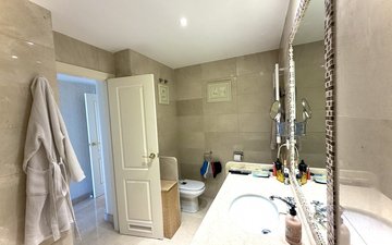 Property slide 38