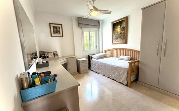 Property slide 39
