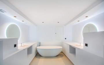 Property slide 19