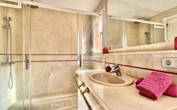 Property slide 16
