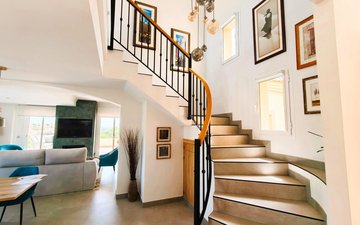 Property slide 19