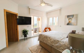 Property slide 21