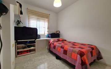Property slide 25