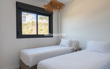Property slide 16