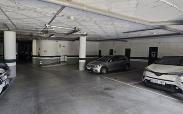 Property slide 21