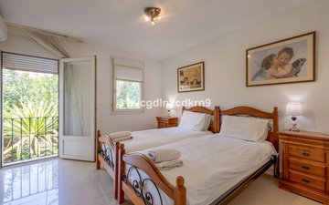 Property slide 16