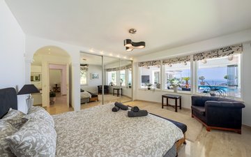 Property slide 14