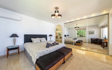 Property slide 17