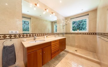 Property slide 19