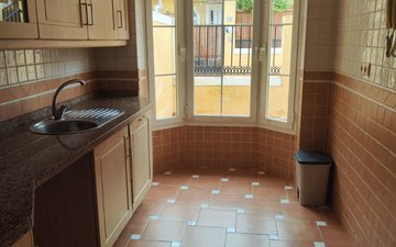 Property slide 25