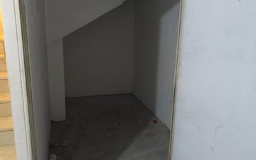 Property slide 31