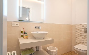 Property slide 48