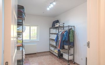 Property slide 59