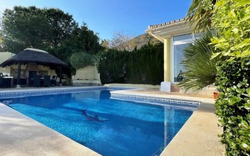 Property slide 62