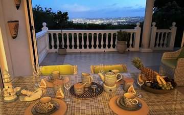 Property slide 80