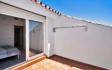 Property slide 20