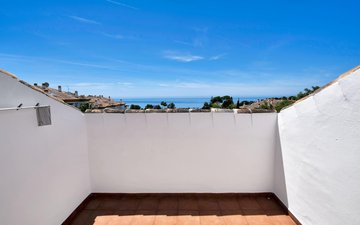 Property slide 21