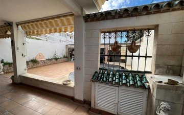 Property slide 8