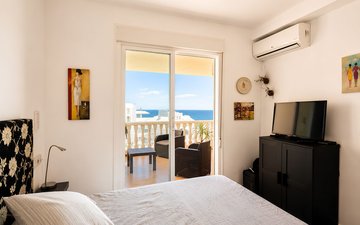 Property slide 21