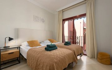 Property slide 16