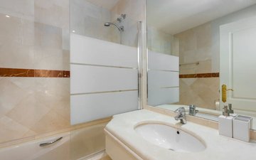 Property slide 21