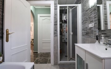 Property slide 20