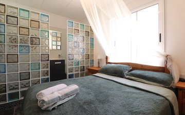 Property slide 22