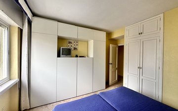 Property slide 12