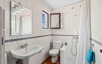 Property slide 15