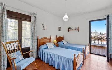 Property slide 22