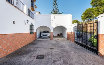 Property slide 35