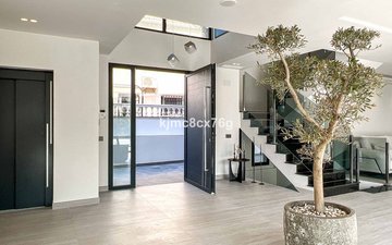 Property slide 17